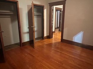 2128 New York Ave, Union City, NJ 07087