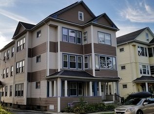 17 N Woodford St UNIT 1, Worcester, MA 01604