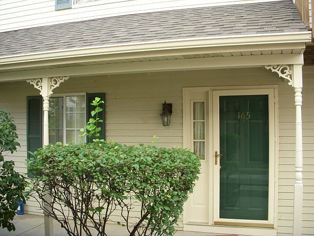 1st image of 165 Village Creek Dr