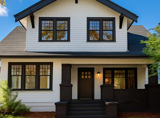 5240 17th Ave NE, Seattle, WA 98105