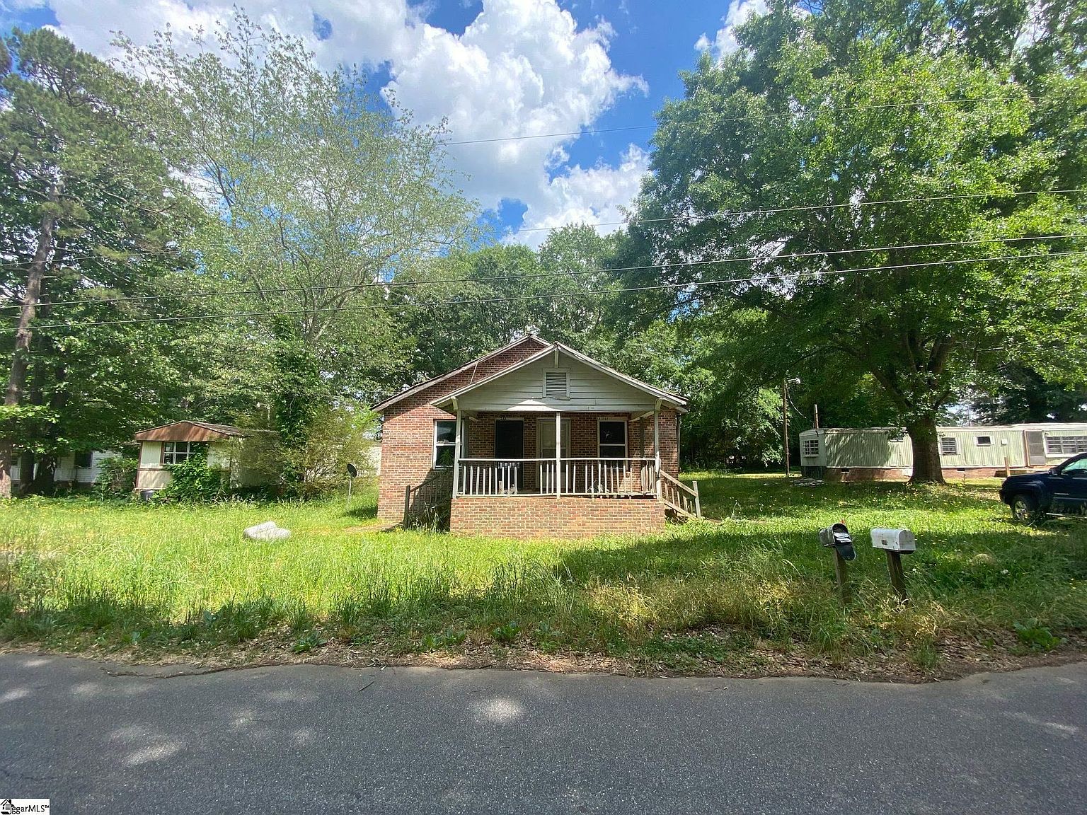 348 Watson St, Laurens, SC 29360 Zillow