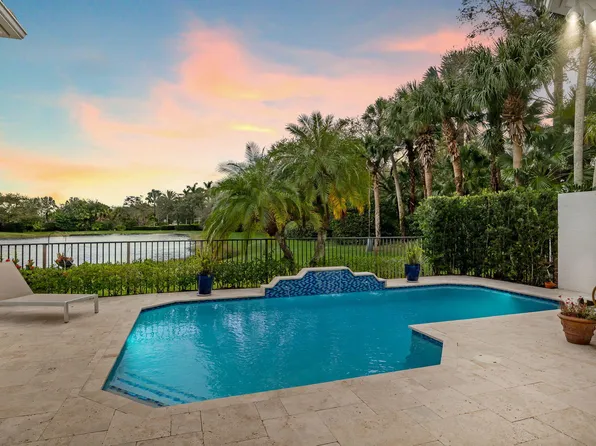 102 Dalena Way, Palm Beach Gardens, FL 33418