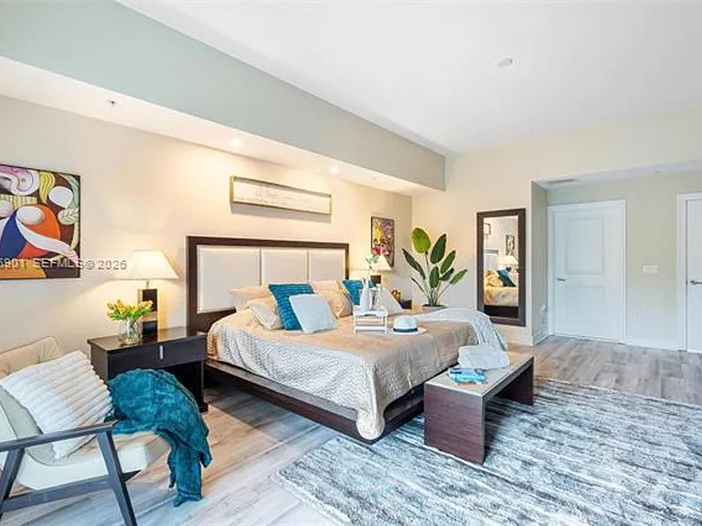 5300 NW 87th Ave #Townhouse 612 — Photo 15