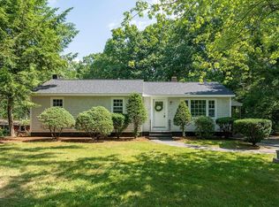 7 Leonard Ave, Hooksett, NH 03106