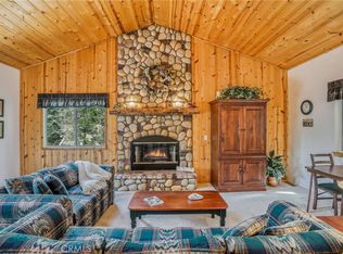 196 B Ln, Lake Arrowhead, CA 92352