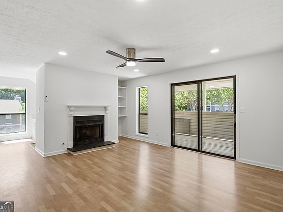 3rd image of 1107 Wynnes Ridge Cir SE