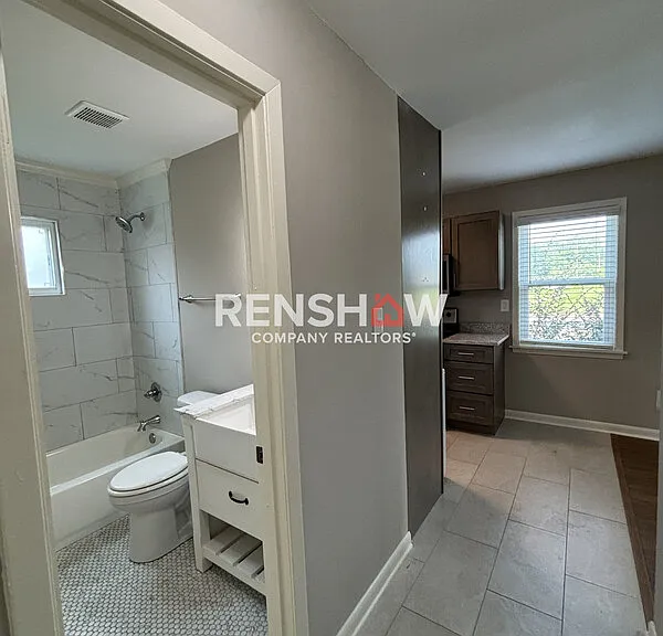 121 West St — Photo 15