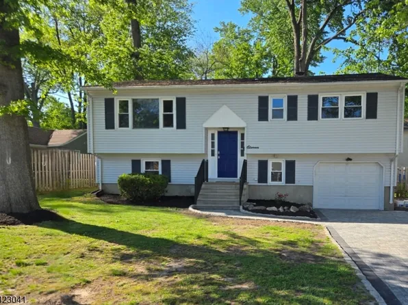 11 Laurelton Rd, Parsippany, NJ 07054