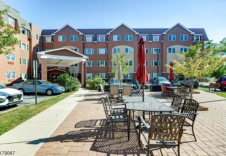 610 Mill St #333 — Photo 14
