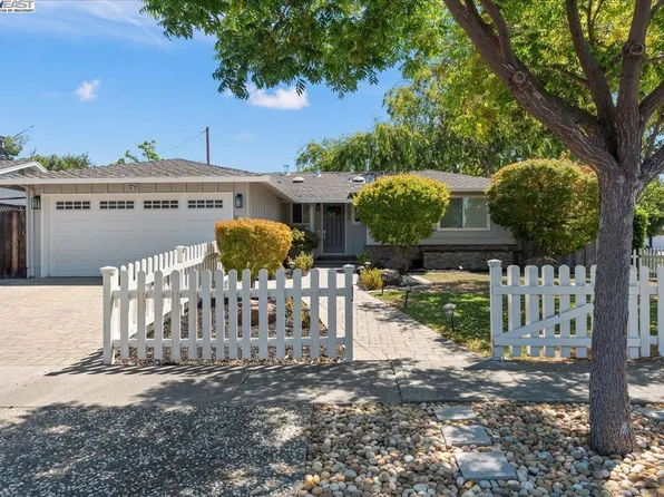 5050 Trenary Way, San Jose, CA 95118