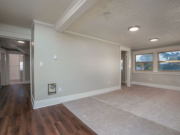 5th image of 909 N M St APT 5