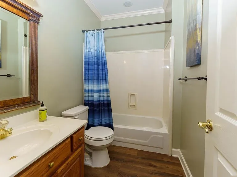 734 Gable Ln — Photo 11