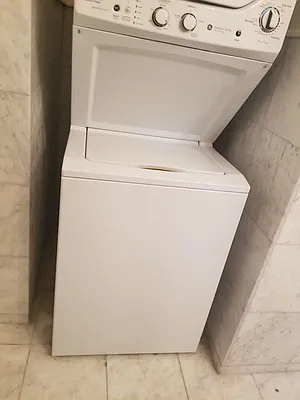 Rented by Solil Management | media 9