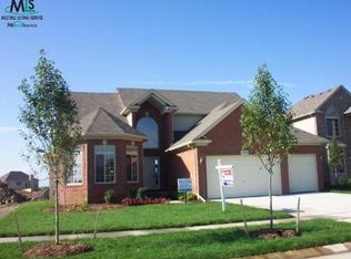 49652 London Brg, Update, MI 48044