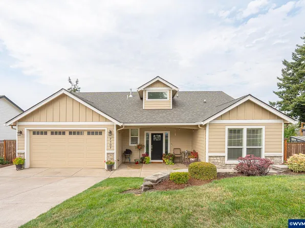 7107 Maplewood Dr SE, Turner, OR 97392