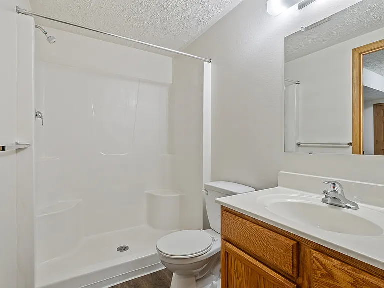 North Pointe Apartments — Photo 16