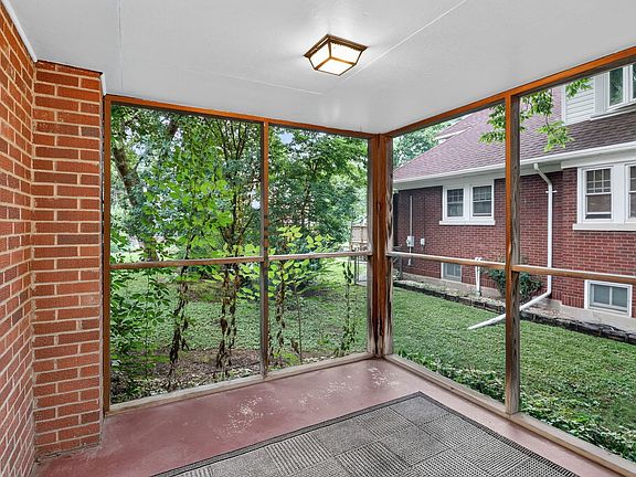 5th image of 326 N Kensington Ave