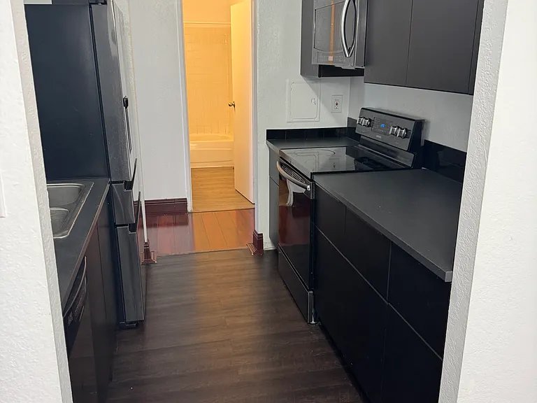 555 Pierce St #144 — Photo 21