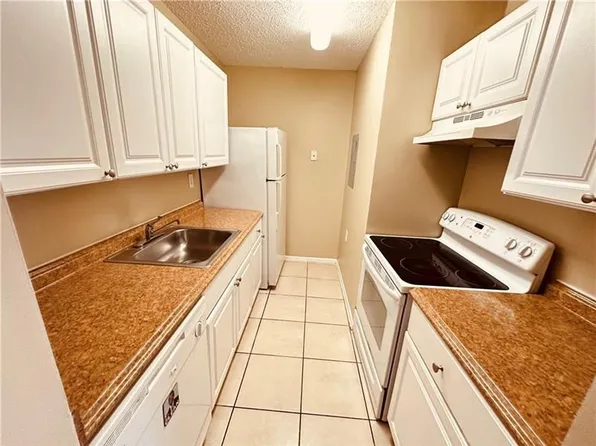 1162 Lake Terry Dr APT H, Royal Palm Beach, FL 33411