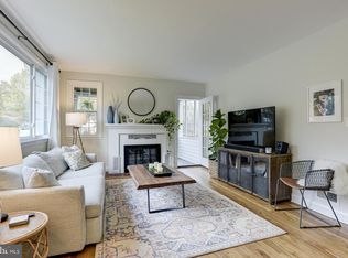 821 Fairway Dr, Towson, MD 21286