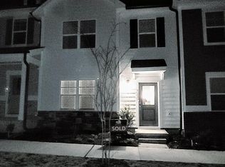 952 Trestleview St, Fuquay Varina, NC 27526