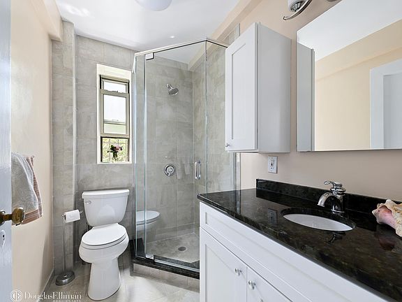 5th image of 400 E 52nd St APT 7-G