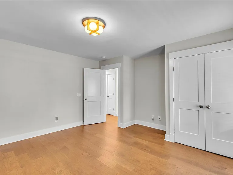 158 Bluffside Cir — Photo 24