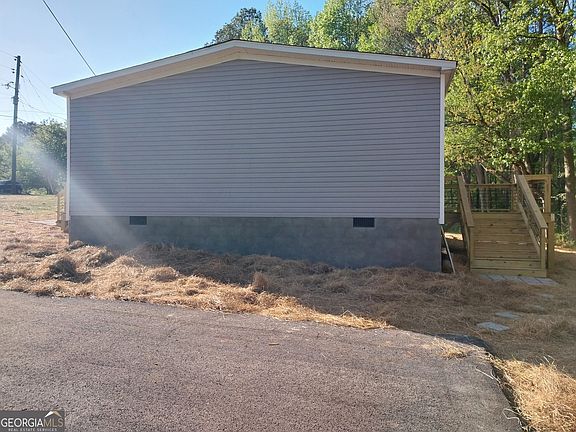 3rd image of 3278 Kelly Bridge Rd