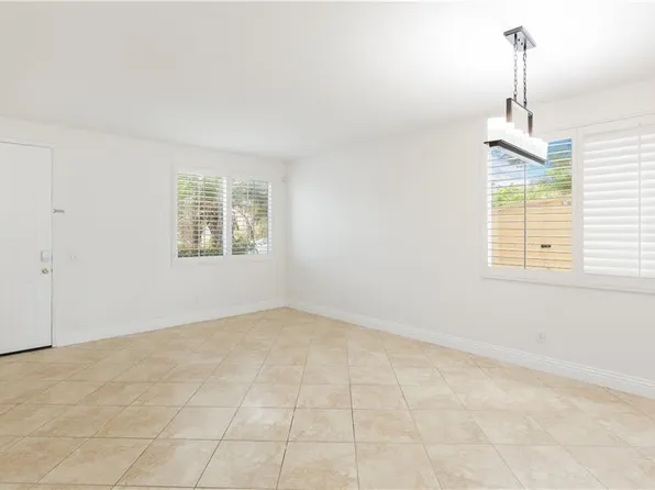 43 Declaration Pl, Irvine, CA 92602