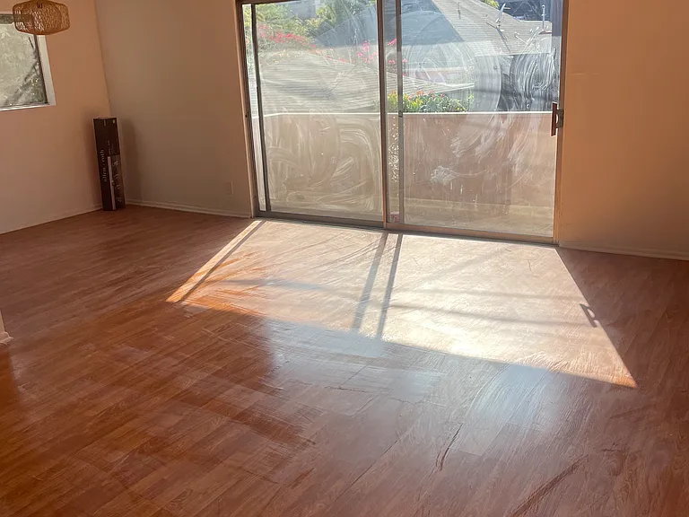 1125 Rexford Dr #3 — Photo 3