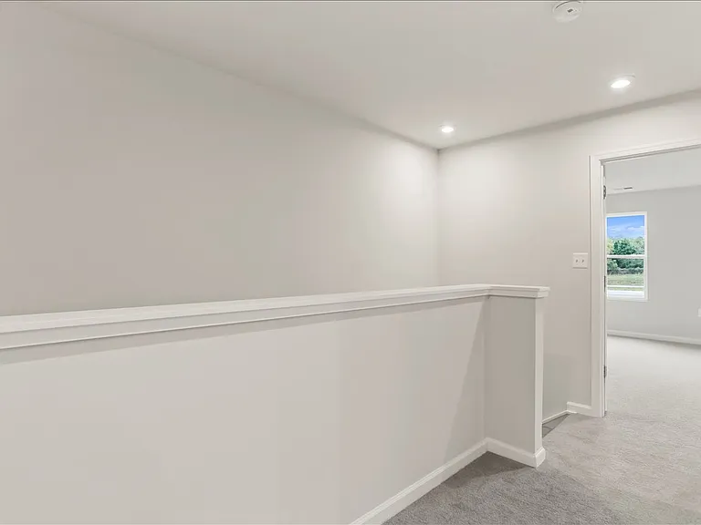 215 Olympus Rd — Photo 21