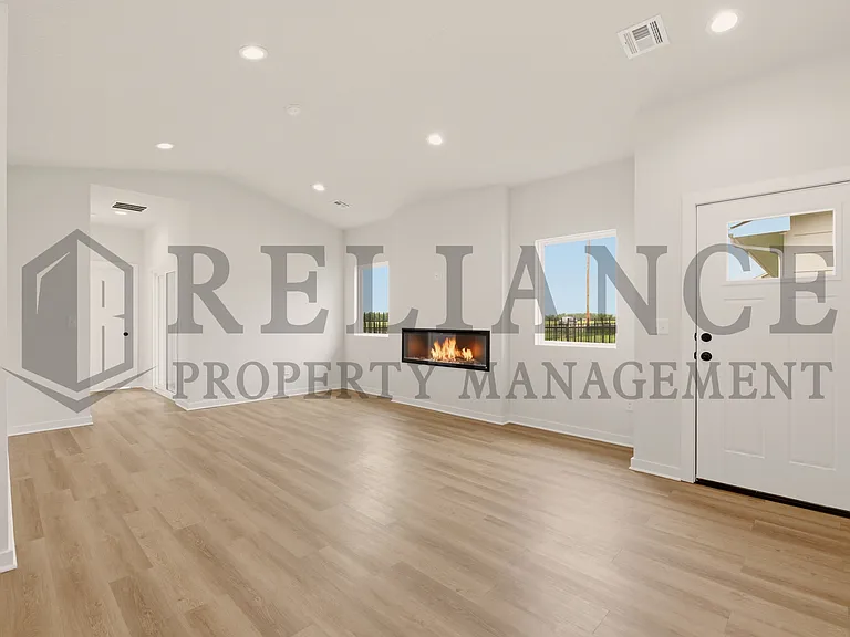 202 N Gowen St — Photo 19