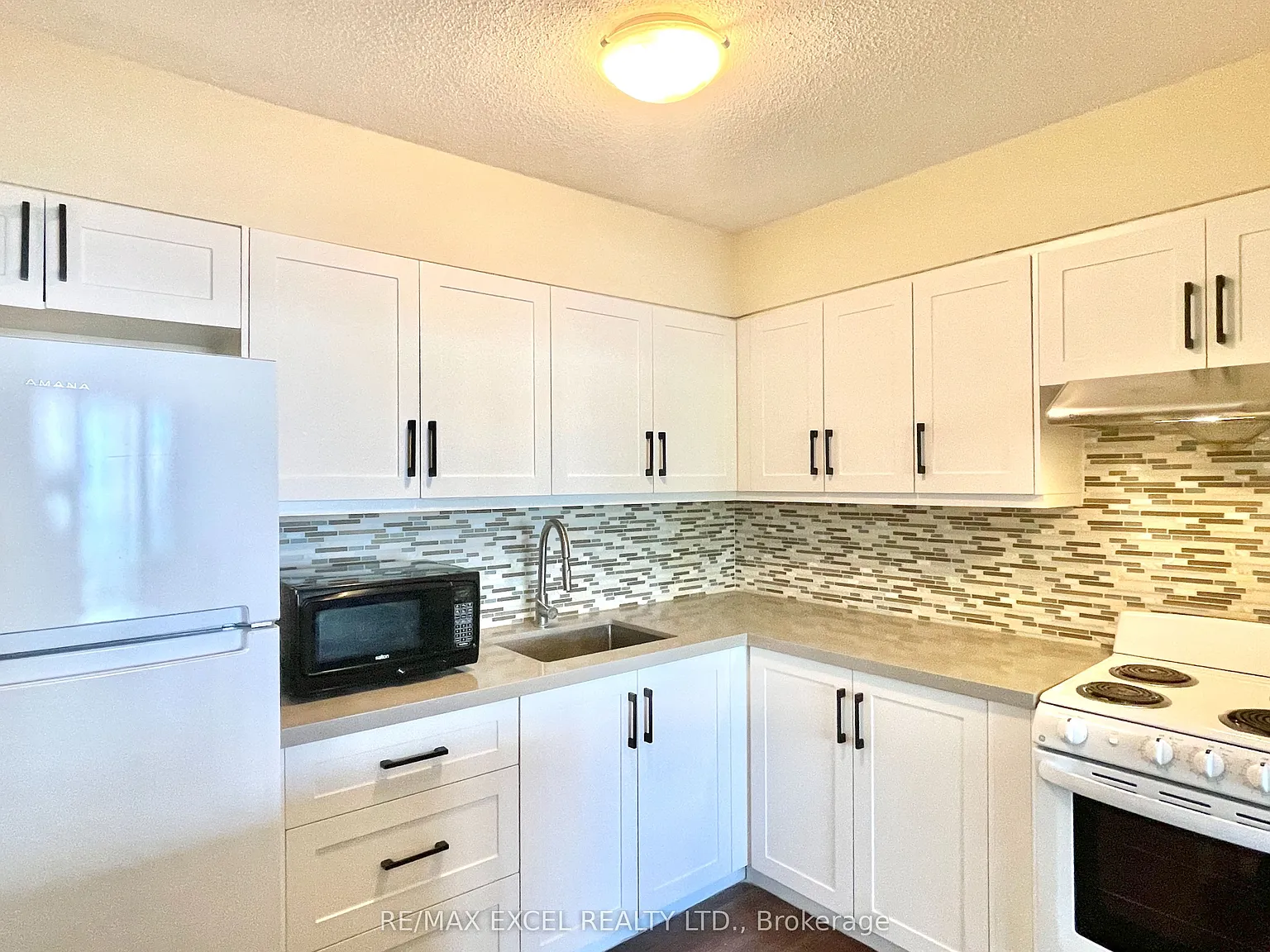 1 bed, $2,050 — Photo 3