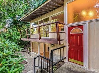 18725 60th Ave NE, Kenmore, WA 98028