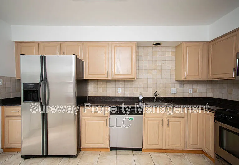 605 Doral Dr — Photo 12