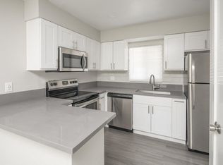 Agave Apartments, Phoenix, AZ 85015