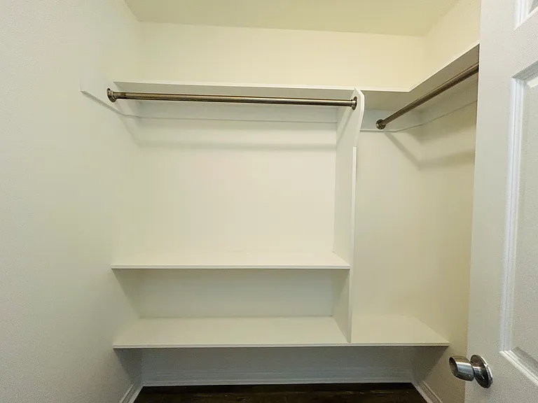 3762 Canfield Ave — Photo 12