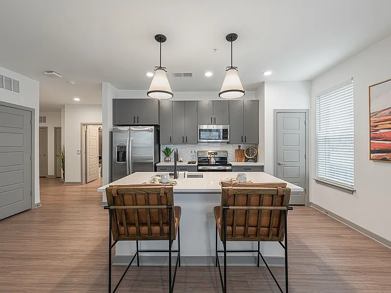 Populus Waterside Apartments — Photo 23