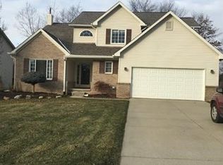 732 Glenmoor Dr, Oxford, MI 48371