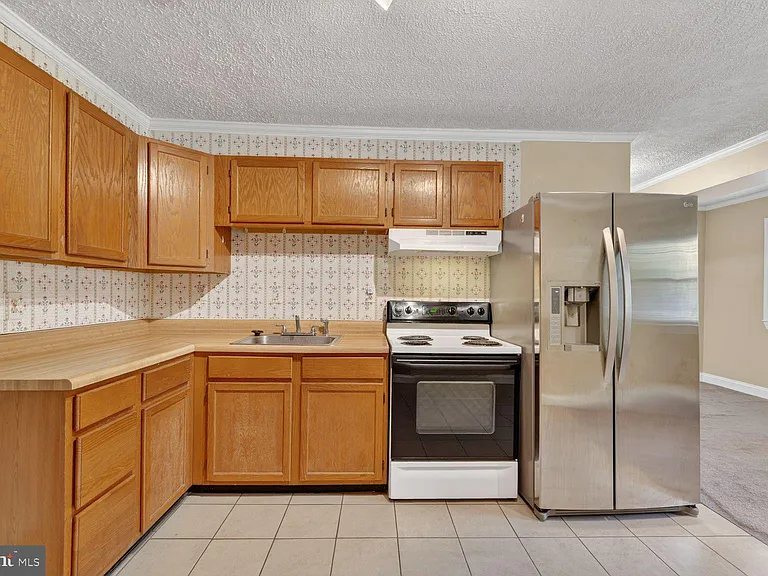 6013 Neilwood Dr — Photo 8