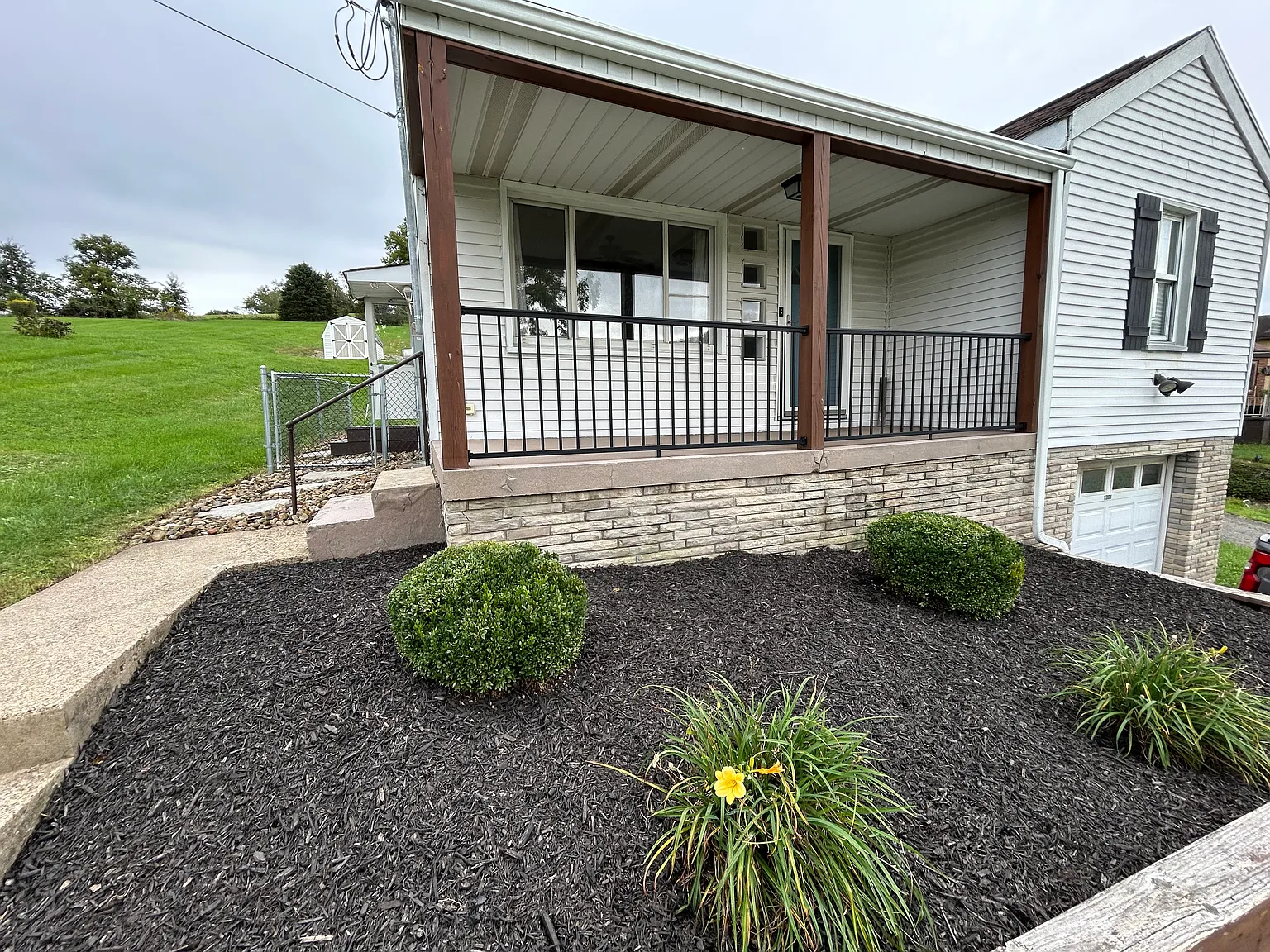 2 bed, 1250 sqft, $1,650 — Photo 2