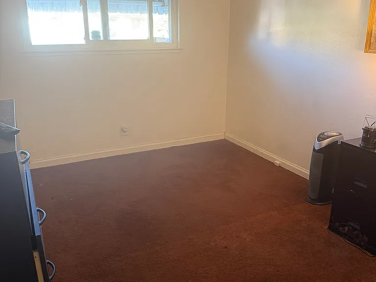 1007 Drexel Way — Photo 2