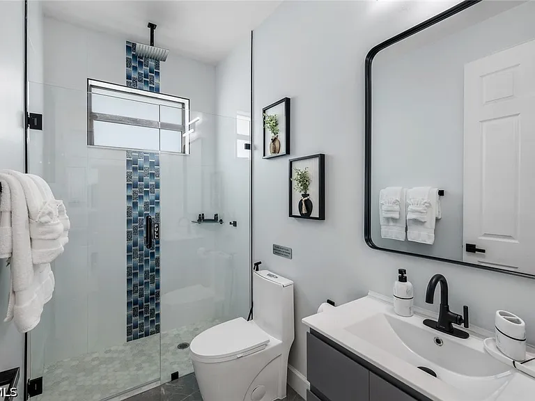 2419 Country Club Blvd — Photo 38
