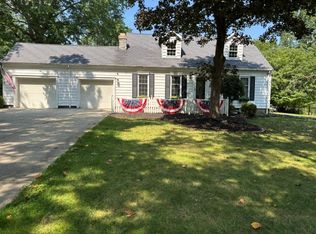 211 Hartford Dr, Hudson, OH 44236