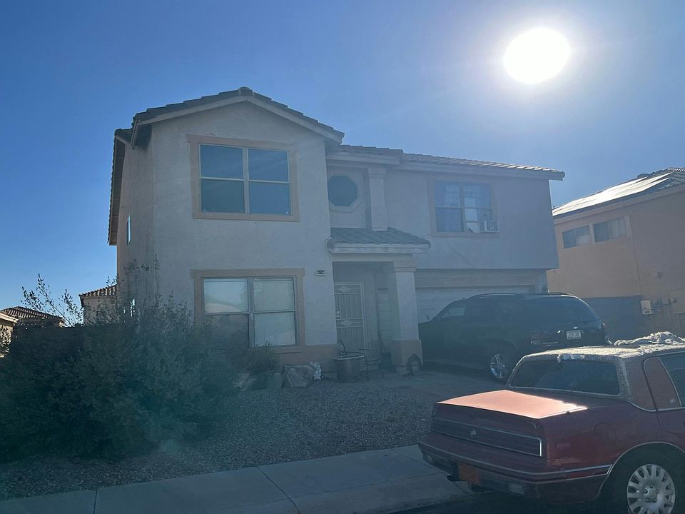 2nd image of 673 W Prickly Pear Dr