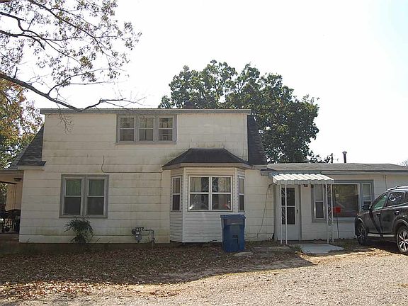 2nd image of 1121 S 11th St