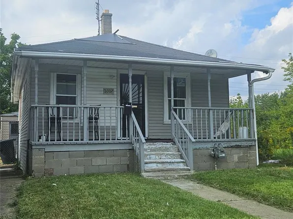2027 Dearing St, Hamtramck, MI 48212