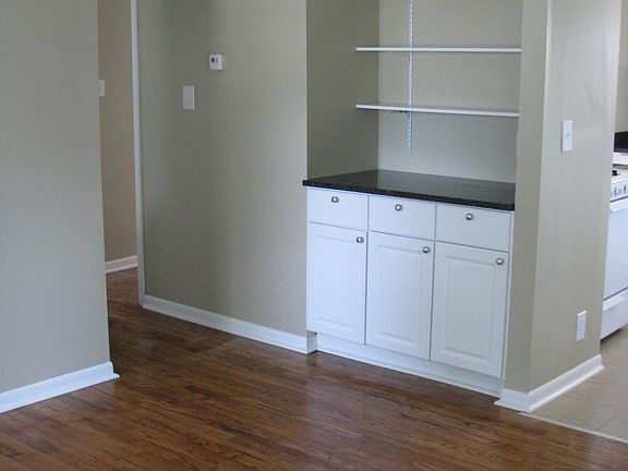3rd image of 3829 Ellwood Ave