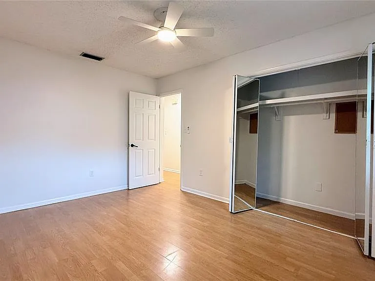 3429 S Polk Ave — Photo 7