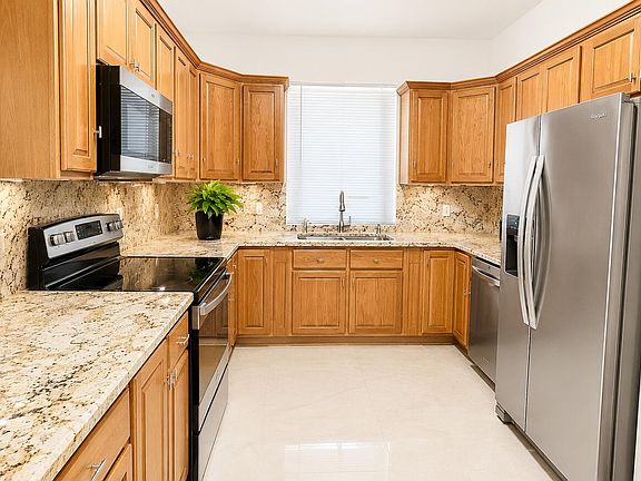 2nd image of 6936 SW 39th Street Apt 201d